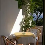 Nautilus Hotel
